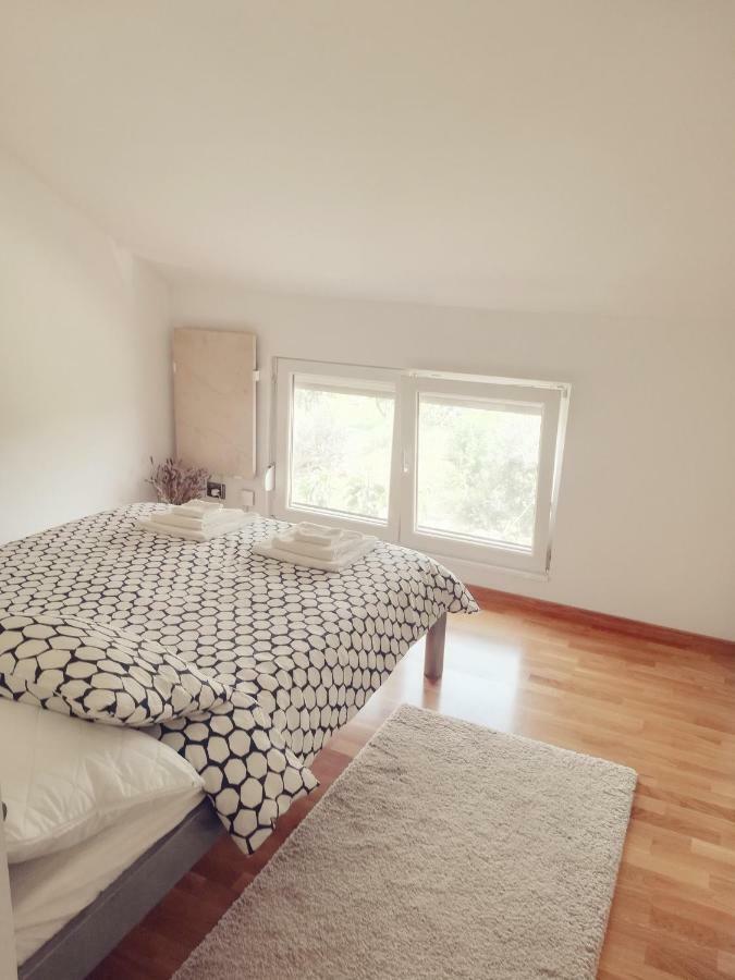 Villa House For Rent Paola Ražanac Exterior foto