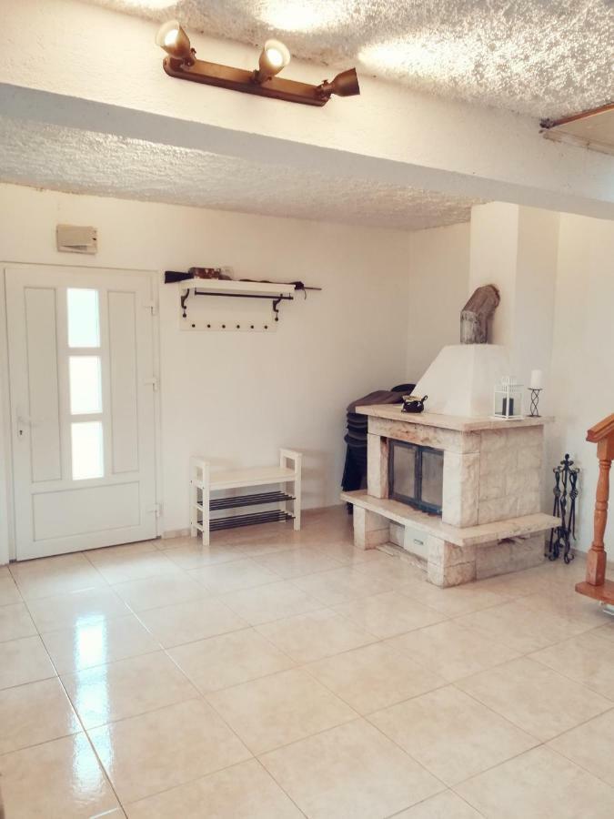 Villa House For Rent Paola Ražanac Exterior foto